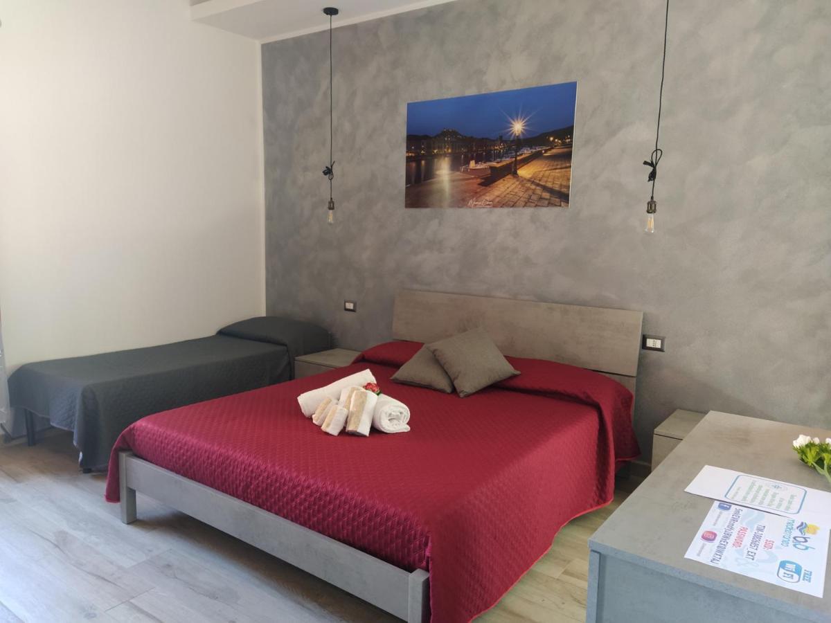 R&B Mediterraneo ボーザ エクステリア 写真